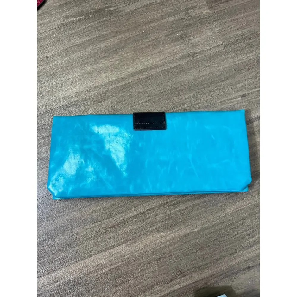 Shiraleah Teal Blue Foldable Clutch
